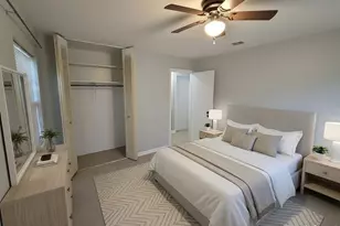 4808 NE 3rd Pl, Gainesville, FL 32641 - Photo 10
