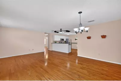 17457 SE 81st Newberry Court, The Villages, FL 32162 - Photo 8