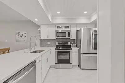 1520 Glen Oaks Drive E #247, Sarasota, FL 34232 - Photo 8