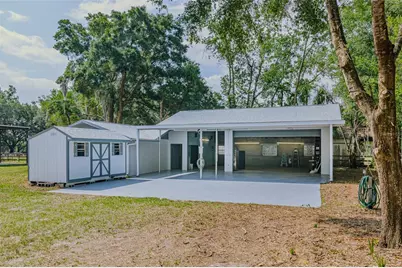 6875 NE 25th Avenue, Ocala, FL 34479 - Photo 2