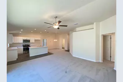 8190 N Wakefield Drive, Citrus Springs, FL 34434 - Photo 10