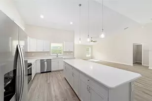 8256 SW 134th Ave, Dunnellon, FL 34432 - Photo 10