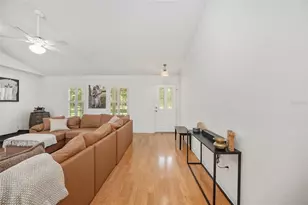 7330 NW 137th Ave, Morriston, FL 32668 - Photo 6