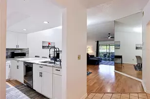 18312 Aintree Ct, Tampa, FL 33647 - Photo 10
