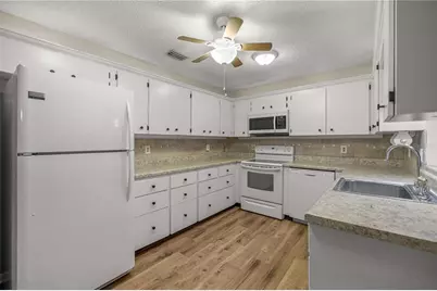 9357 SW 82nd Terrace #C, Ocala, FL 34481 - Photo 10