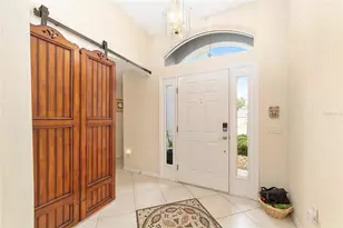 867 Castleberry Cir, The Villages, FL 32162 - Photo 6