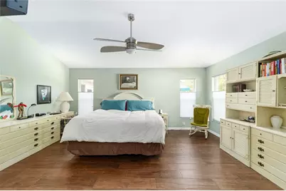 867 Castleberry Circle, The Villages, FL 32162 - Photo 24