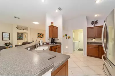 867 Castleberry Circle, The Villages, FL 32162 - Photo 16