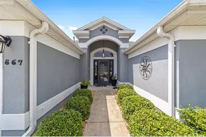 867 Castleberry Circle, The Villages, FL 32162 - Photo 4