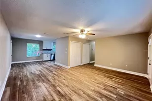 9315 Pine Ln, Ocala, FL 34472 - Photo 8