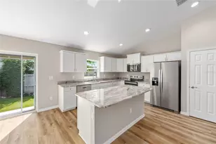 17631 SW 112th Ln, Dunnellon, FL 34432 - Photo 6