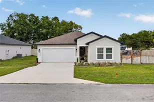 8501 SE 160th Pl, Summerfield, FL 34491 - Photo 1