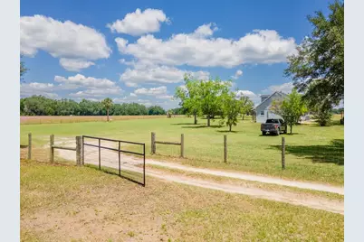4381 NE 105th Place, Anthony, FL 32617 - Photo 4