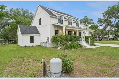 4777 Cr 306A, Lake Panasoffkee, FL 33538 - Photo 2