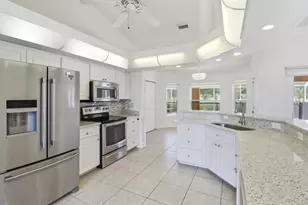 234 E Eureka Ct, Hernando, FL 34442 - Photo 4