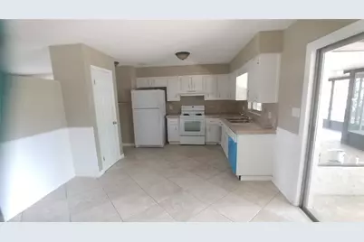 5725 SE 3 Place, Ocala, FL 34470 - Photo 4