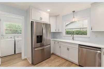 1028 NE 5th Street, Gainesville, FL 32601 - Photo 14