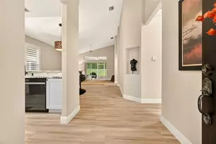 842 W Silver Meadow Loop, Hernando, FL 34442 - Photo 12