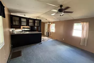 806 New Hampshire Ave, Wildwood, FL 34785 - Photo 16