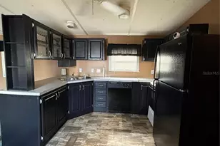 806 New Hampshire Ave, Wildwood, FL 34785 - Photo 18