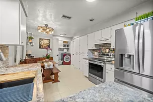 3171 N Brackenfern Point, Beverly Hills, FL 34465 - Photo 8