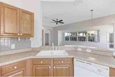 1149 Emerald Dunes Drive, Sun City Center, FL 33573 - Photo 22