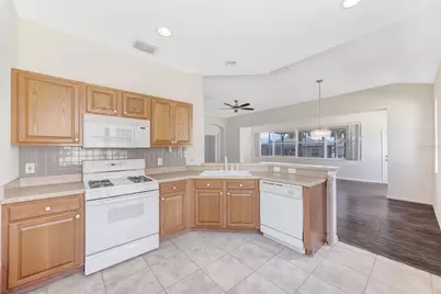 1149 Emerald Dunes Drive, Sun City Center, FL 33573 - Photo 16