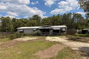 7561 SE 120th Ct, Morriston, FL 32668 - Photo 2