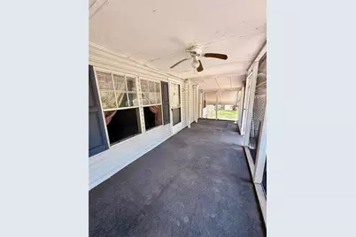 7561 SE 120th Court, Morriston, FL 32668 - Photo 4