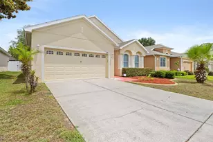 699 Winthrop Dr, Spring Hill, FL 34609 - Photo 4