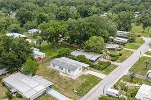 2011 NW 28th Ct, Ocala, FL 34475 - Photo 24