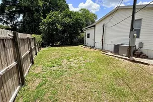 2011 NW 28th Ct, Ocala, FL 34475 - Photo 8