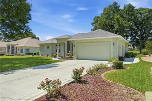 5453 Grove Mnr, Lady Lake, FL 32159 - Photo 2