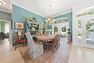 5453 Grove Mnr, Lady Lake, FL 32159 - Photo 10