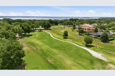 5453 Grove Manor, Lady Lake, FL 32159 - Photo 4