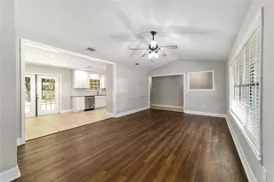35 Pine Cir, Ocala, FL 34472 - Photo 8