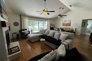 12595 SE Sunset Harbor Rd, Weirsdale, FL 32195 - Photo 2
