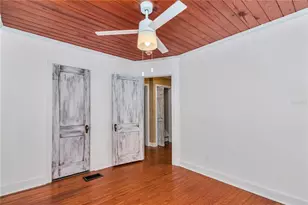 956 NE 5th St, Ocala, FL 34470 - Photo 16