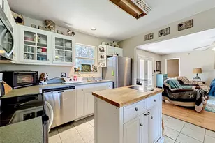 20540 SW 5th Pl, Dunnellon, FL 34431 - Photo 18
