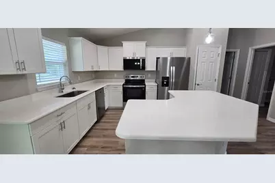1482 W Manchester Drive, Citrus Springs, FL 34434 - Photo 4