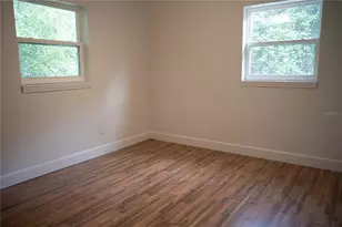 1015 SE 10th Terrace, Gainesville, FL 32601 - Photo 12