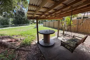 3315 Cr 431N, Lake Panasoffkee, FL 33538 - Photo 32