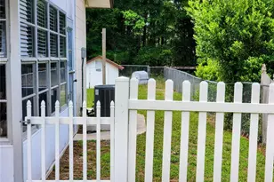 19729 SW Lark Dr, Dunnellon, FL 34431 - Photo 14