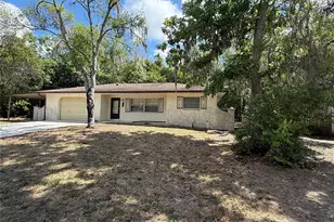 129 N Lochshire Way, Inverness, FL 34450 - Photo 2