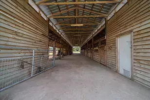 18585 N Hwy 329, Reddick, FL 32686 - Photo 20
