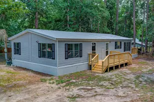 118 Waterway Dr, Satsuma, FL 32189 - Photo 1