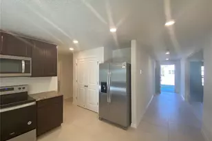 308 Hickory Course Radial, Ocala, FL 34472 - Photo 4