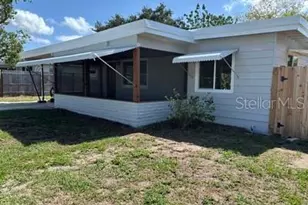 5165 104th Way N, Saint Petersburg, FL 33708 - Photo 1