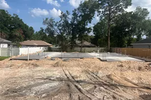 8744 SE 162nd St, Summerfield, FL 34491 - Photo 2