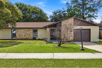 311 Marion Oaks Drive, Ocala, FL 34473 - Photo 1